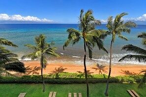 Mahana 713 ocean view 1