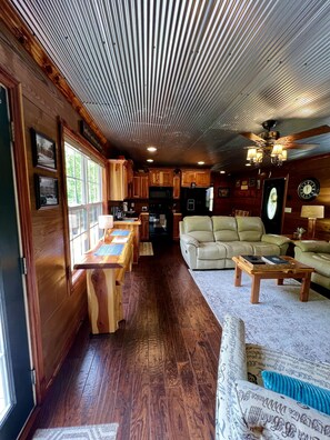 Cozy living room with plenty of seating 