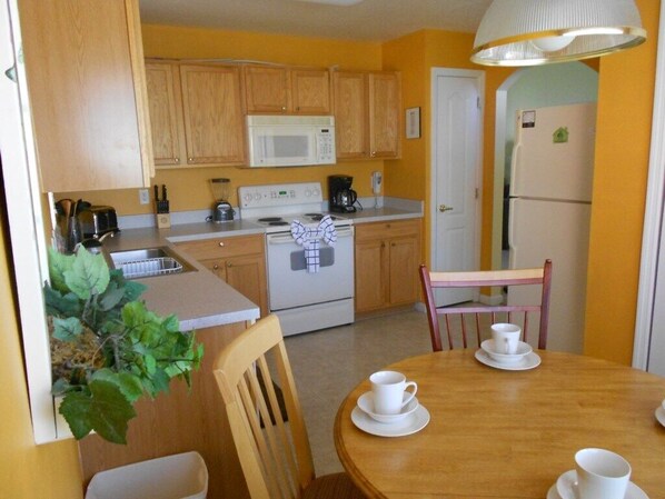 Nook & Kitchen
