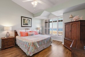 Master Bedroom with Gorgeous Ocean View and Attached Bathroom (King Bed)