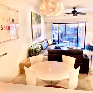 Welcome to Palm Springs! Relax at the pool or play pickleball or hike nearby!