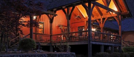 East Fork Ranch Lodge