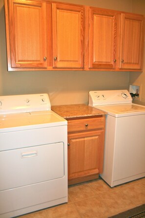  Laundry room with full size Washer/Dryer