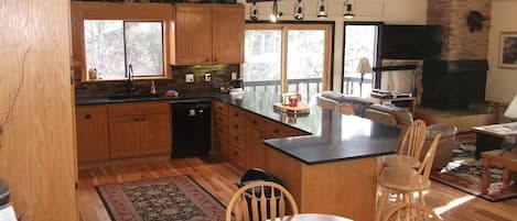 New quartz counters in kitchen