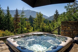 Private hot tub
