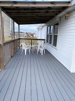 New Trex side porch