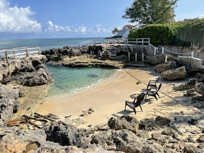 Mini Beach/Lagoon at lowtide at Panorama 😊. Also access to excellent snorkeling!