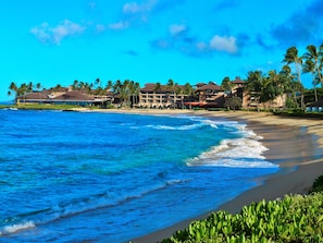 Sheraton/Kiahuna beach - a few minutes walk from Poipu Kapili