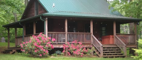 Claty Bell Cabin