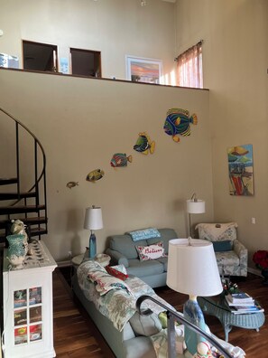 Enjoy the open floorplan with vaulted 30 foot ceilings. 
