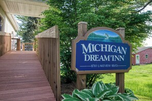 Welcome to Michigan Dream'inn