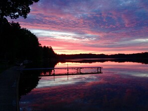 Beautiful Sunrise on Lake Jehnsen