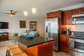 Kitchen and living area combo, is great for entertaining!