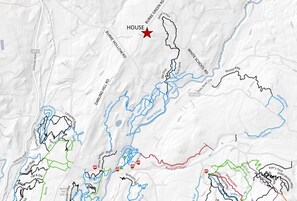 House location relative to bicycling/snow shoeing trails