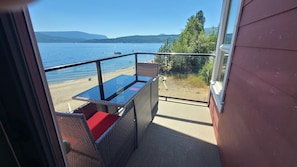 Upper Deck