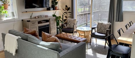 Great room, smart tv, opens onto back deck & large backyard. Queen sleeper sofa 