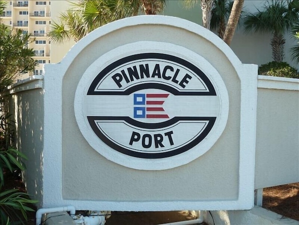 PINNACLE PORT
PANAMA CITY BEACH FL