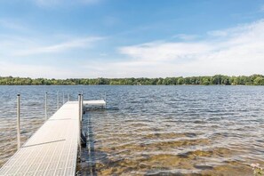 Private Sunset Shores Lake House dock and Upper Scott Lake
