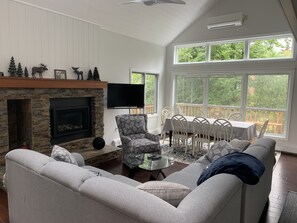 Open and bright living area right off kitchen