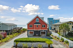 From our guests: "This house was perfect for our group of six adults. Huge kitchen. Very comfortable beds and furniture. Gorgeous ocean views with easy beach access.