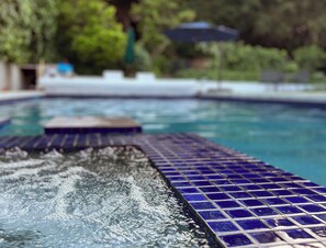 Large hot tub

