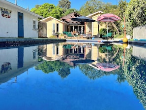 Large pool to relax in or by at the end of a busy day. Heated in season May-Sep