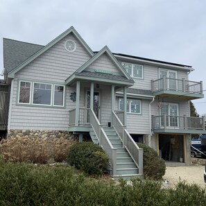 New Addition to extend Bedrooms over Garage.