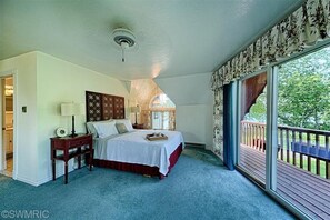 Bedroom #1
