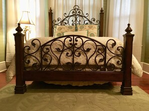 QUEEN SIZE  iron bed with high end mattress.  Made for comfort!