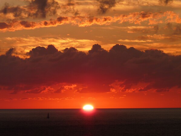 Stimulate your senses with Puerto Vallarta’s fiery sunsets!