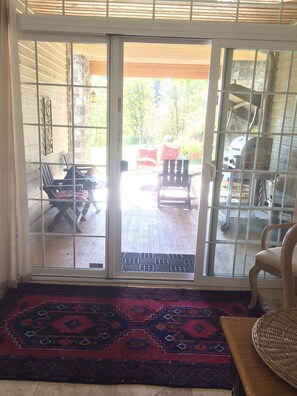 Private covered patio: gas fire, BBQ swinging bench, love seat, side table
