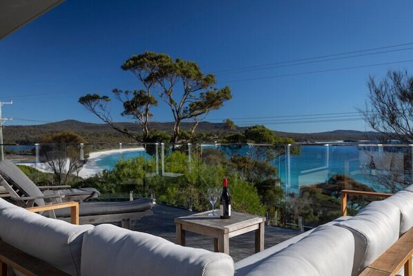 Beach Side Bay of Fires