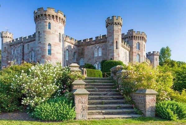 Cholmondeley Castle - Gardens open  to the public. (5 minute drive)