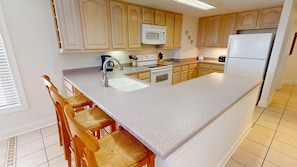 Sandpiper_Condominiums_206-11222024_115737
