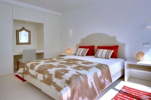 Master suite
