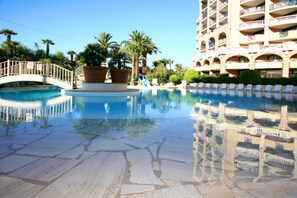 Pool N°1
