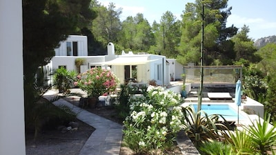 Casa de verano, el mar y puestas de sol