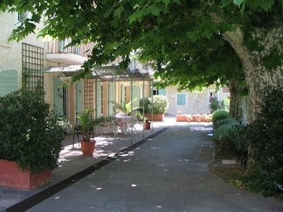 Apartment 'Les cigales' - Geschmackvoll restauriertes provenzalisches Bauernhaus