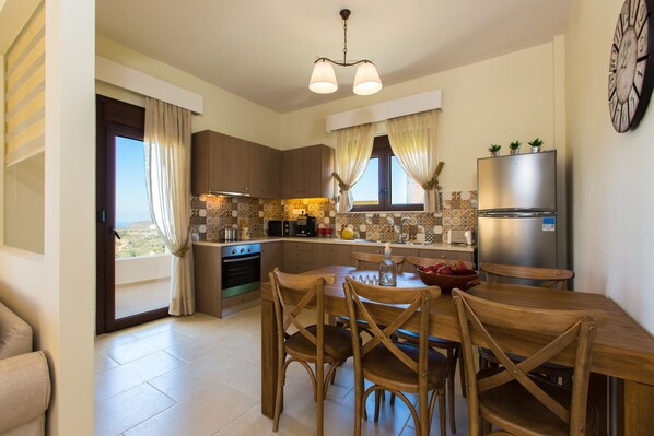 Everything you could possibly need is provided in this fully equipped kitchen