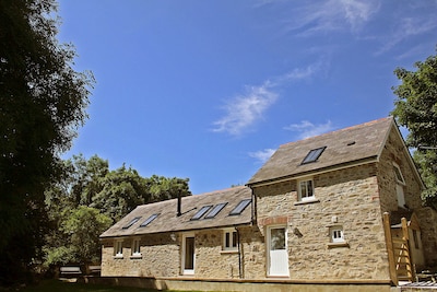 Secluded yet central peaceful and quiet. Converted barn close to Narbeth