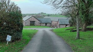 Vehicular Access into Newhouse Barton