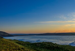 Sunset at Polzeath beach is tantalizing