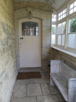 Entrance Porch, leap out of your flip flops and towel here.