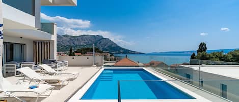 Villa Lapis and amazing sea and mountain views from the pool area