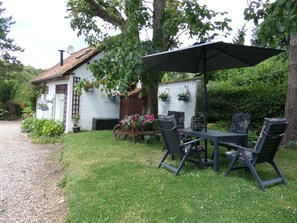 after the storm in winter 2023 we now have a lovely  2nd seating area.