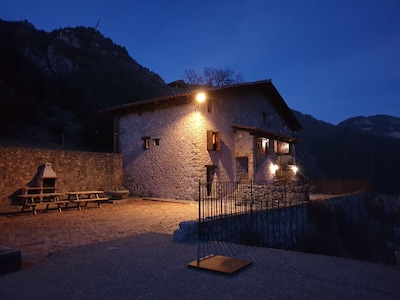 Casal de Mataplana (full rental for 6 - 10 people) - Cottage 