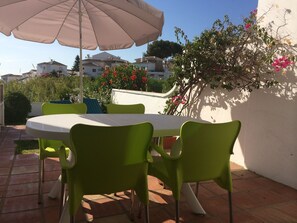 Ground floor terrace