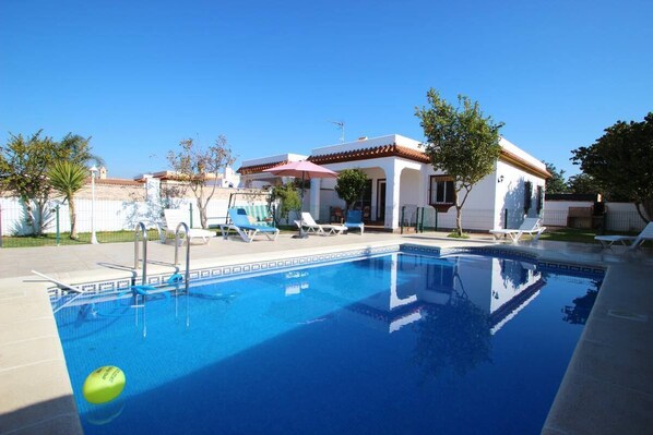 Pool Haus