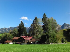 Unser Haus in den Bergen in bevorzugter Ortsrandlage