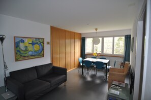 Living / dining
Wohnen/Essen